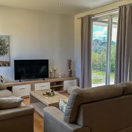 Grey Haven Luxury *